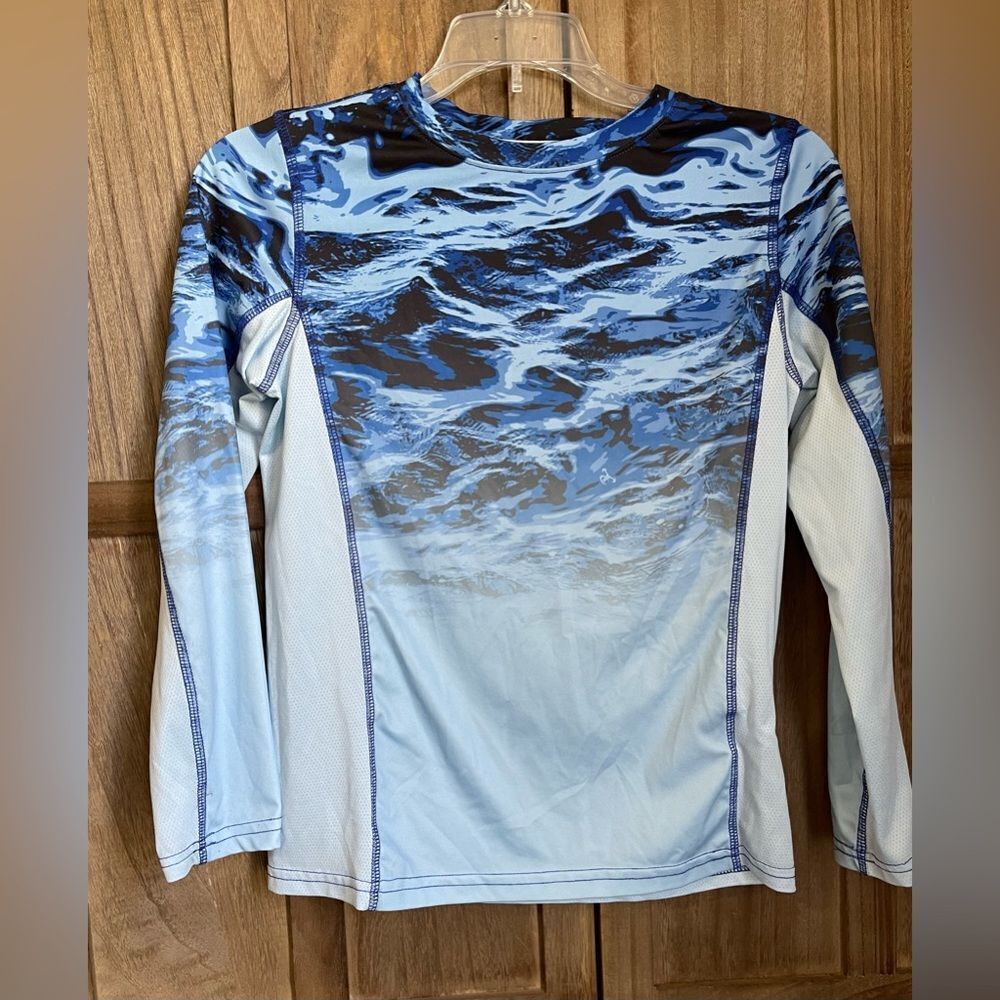 Boy’s Worldwide Sportsman Quick Dry fishing shirt.